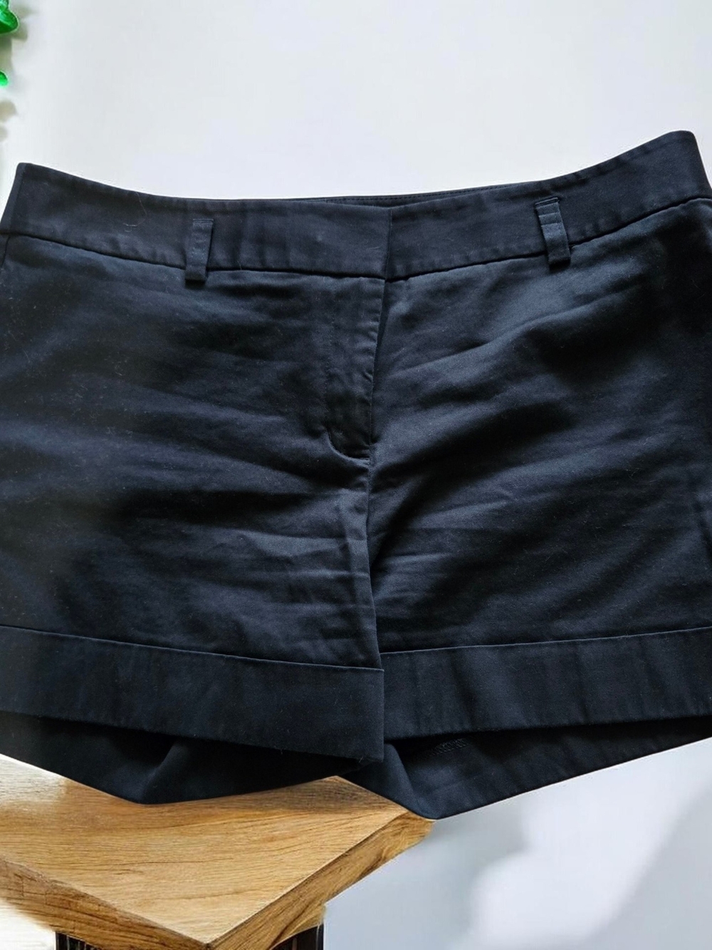 Contemporary Express Editor Black Flat Front Cuffed Dress Shorts Size 10